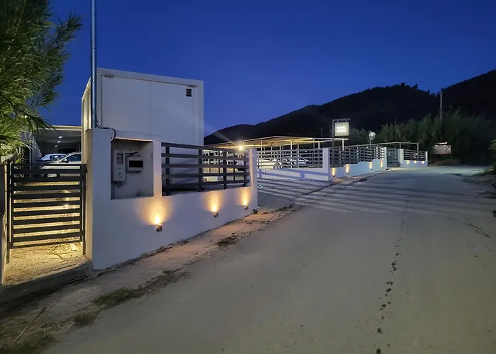 Vourvourou Hotel